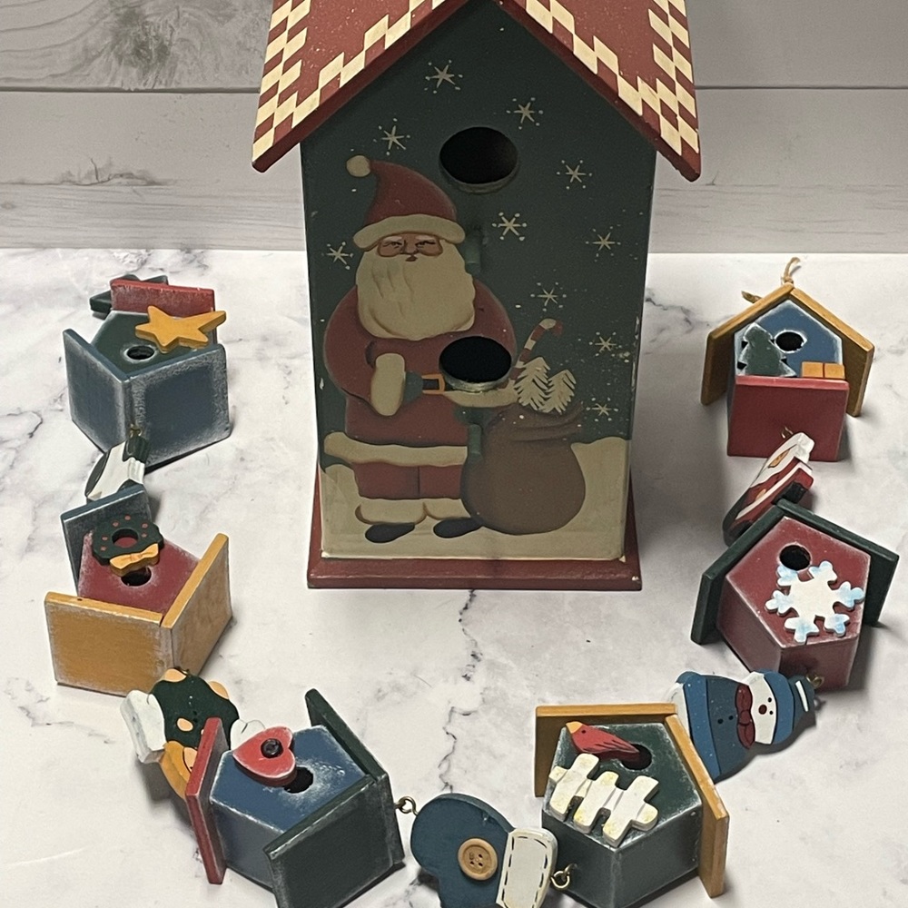 Wooden Garland & Birdhouse Set